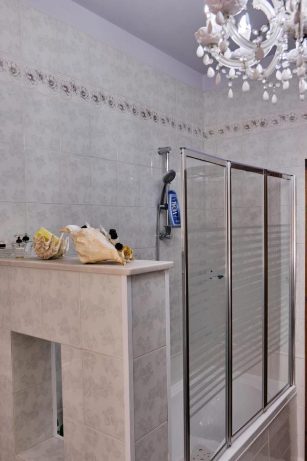 Casa Marina Villa Доноратико Екстериор снимка